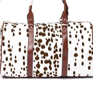 NWOT SHOULDA BEEN A COWGIRL WEEKENDER DUFFLE